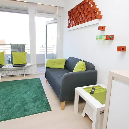 Trelleborgallee, 189 Apartment *